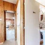 1 Bedroom Beautiful In