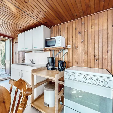 1 Bedroom Amazing In La Bazouge-de-Chemeré