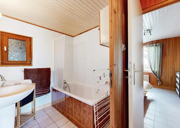 Stunning In * La Bazouge-de-Chemeré