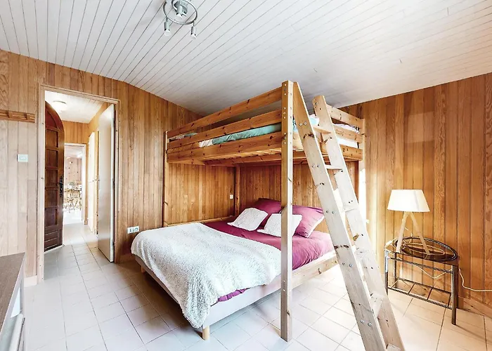 Feriehus Stunning In