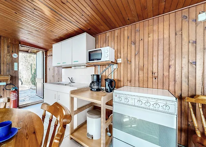 Stunning In La Bazouge-de-Chemeré